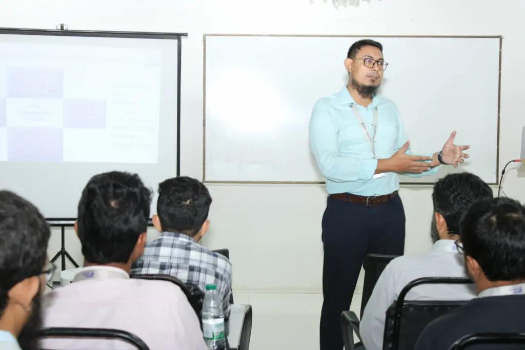 IQAC of Uttara University Hosts New Faculty Orientation Program